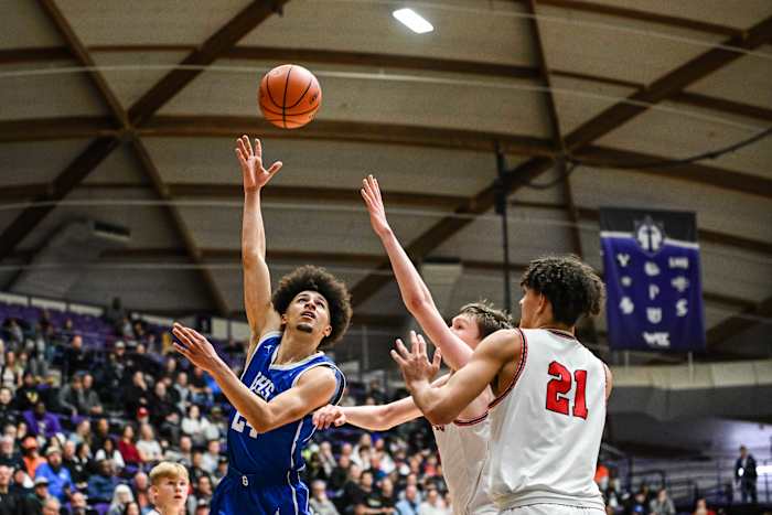 Lincoln Gresham 6A Oregon boys basketball quarterfinal Naji Saker -77